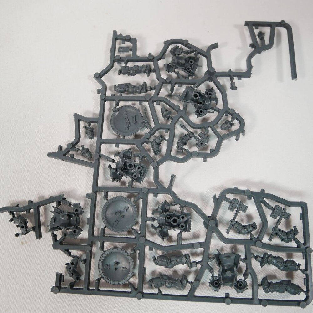 Warhammer Age Of Sigmar Stormcast Annihilators X3 GW New On Sprue - Picture 3 of 3